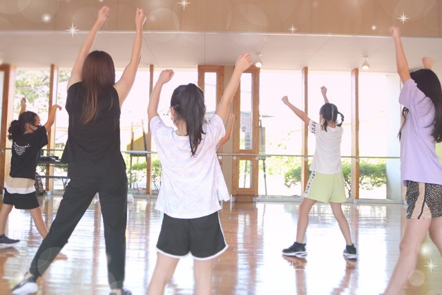 POINTダンススタジオレッスン風景｜熊本県球磨郡多良木町・人吉市のチアダンス教室